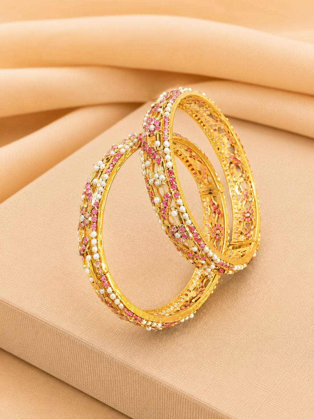 Elegant Jadau Bangles