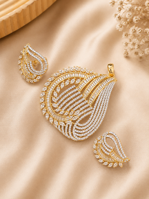 Crystal Royale Leaf Pendant Set
