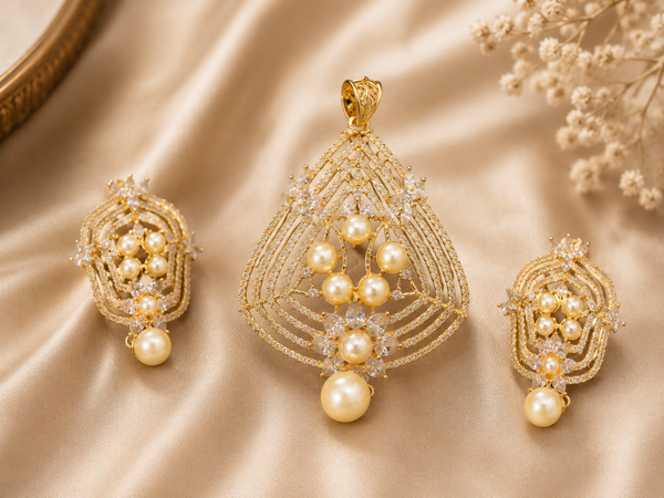 Maharani Pearl Elegance Pendant Set