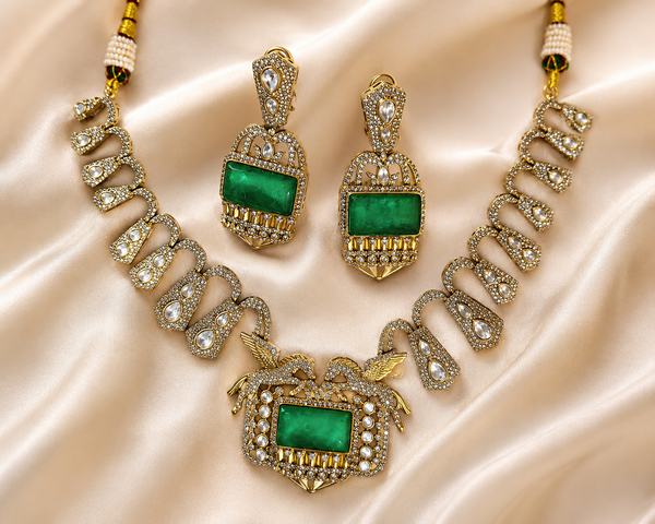 Emerald Royal Necklace Set